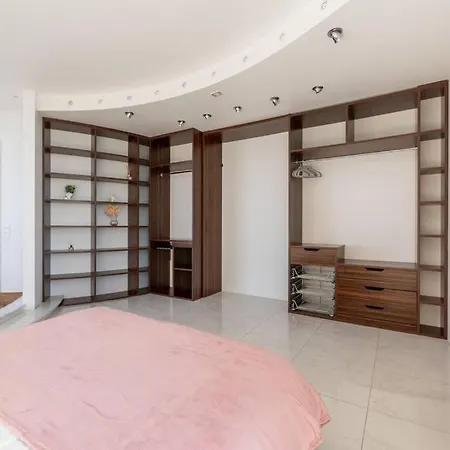 Sky Penthouse Апартаменты